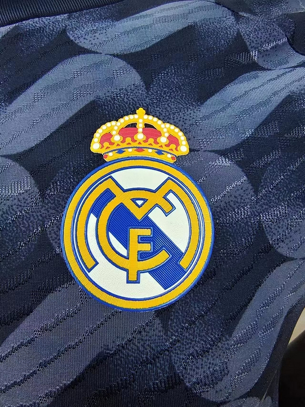 2324 Real Madrid away